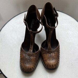 Vintage Via Spiga Women's Brown T-Strap Heels